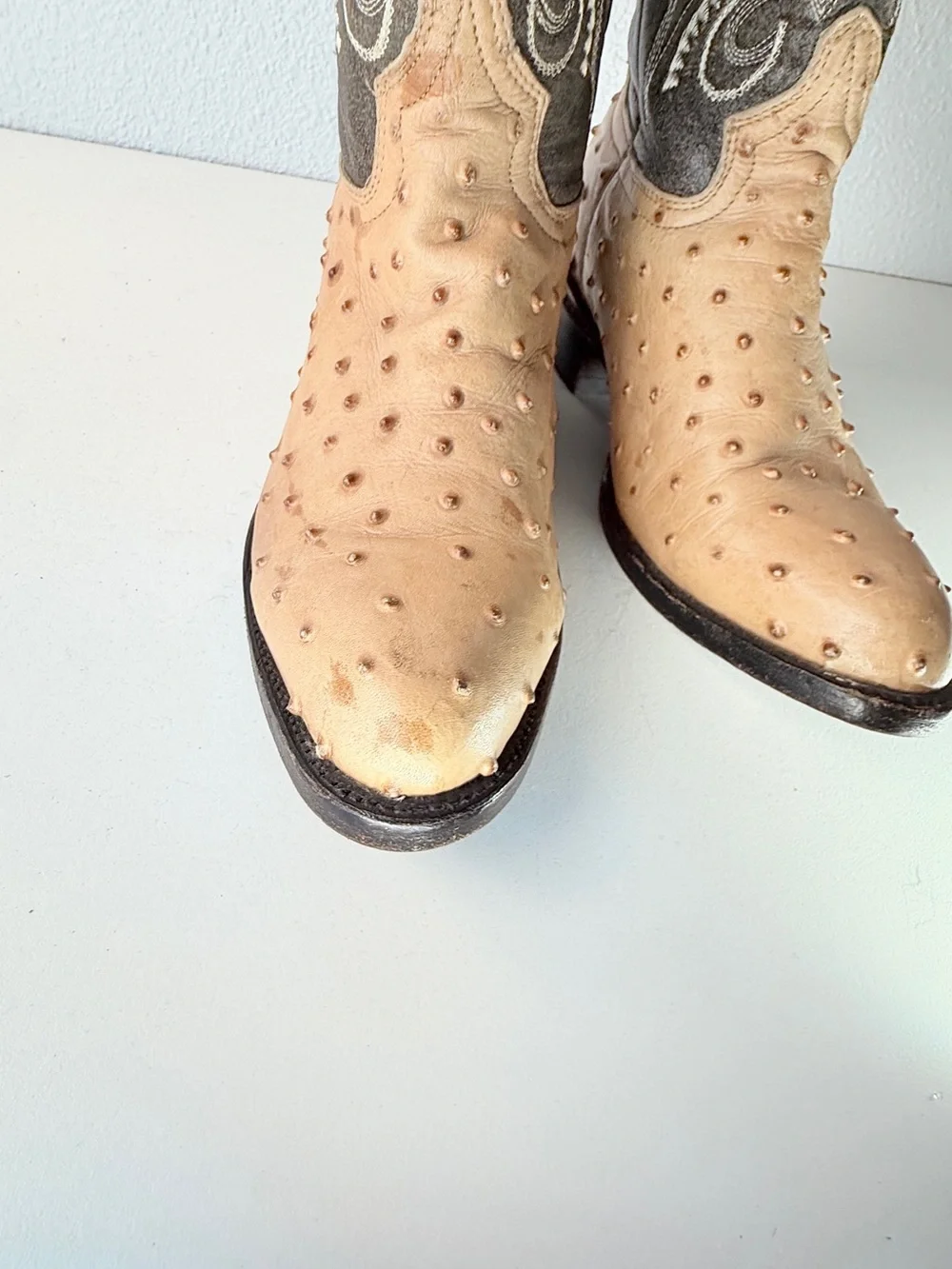 El General Ostrich Print Western Cowboy Boots Size 8 Tan Leather Embroidered